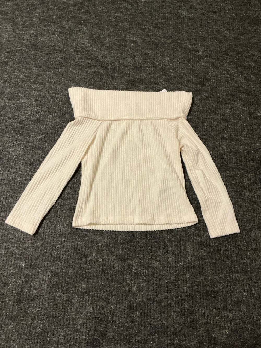 Old Navy Cozeplush Off Shoulder Sweater Girls Size Medium 8 Cream Long Sleeve